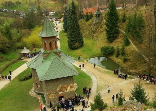 Отель Casa Romeo & Julieta Хацег Экстерьер фото
